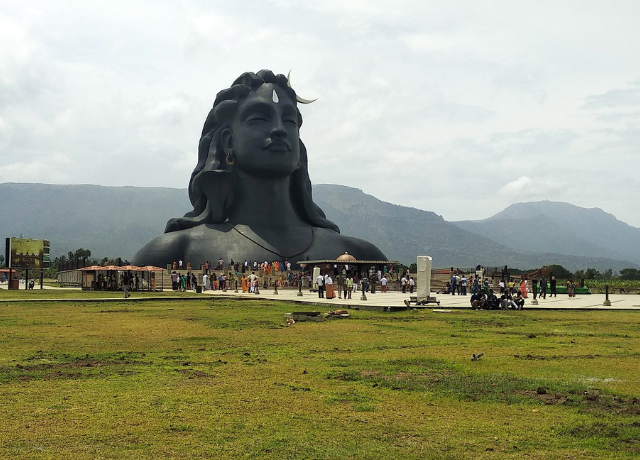 Tempo traveller For Adiyogi